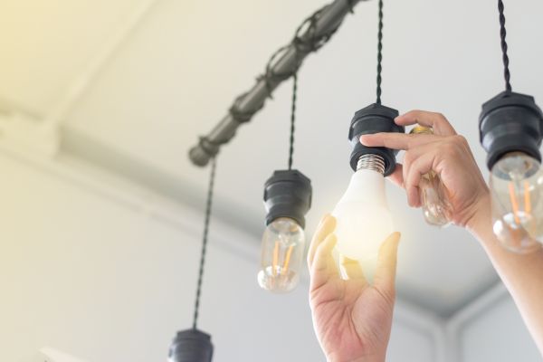 Cost of Light Bulb Changing Service in Camas