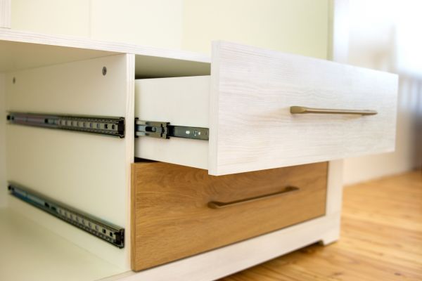 Cost of Pull Handle Installation in Camas