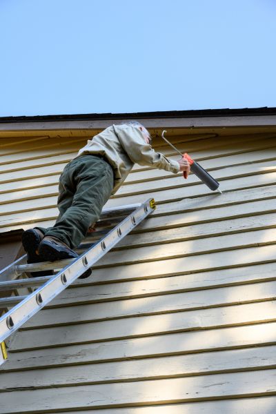 Cost of Exterior Caulking in Camas